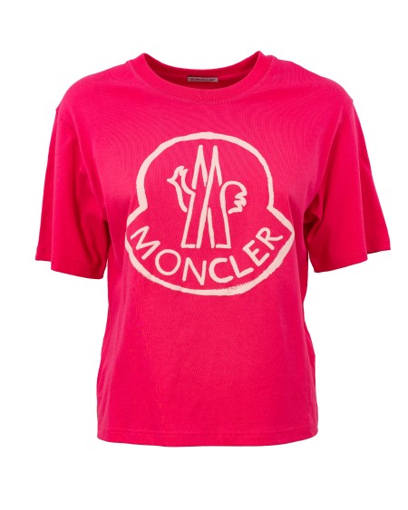 Shop MONCLER  T-shirt: Moncler t-shirt con logo.
Collo a giro.
Maniche corte.
Stampa con il logo.
Realizzata in cotone leggero.
Composizione: 100% cotone.
Fabbricato in Turchia.. 8C00009 829FB-546
